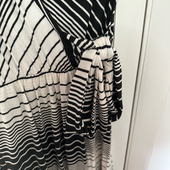 Maxi Dress - Picture 4 of 4